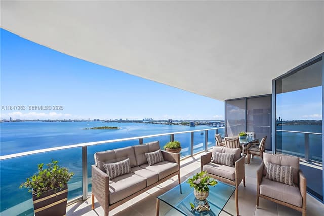 700 NE 24th Street 2101, Miami, FL 33137