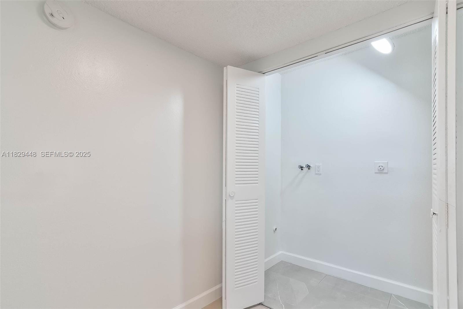 9375 Fontainebleau Boulevard L420 — photo 11
