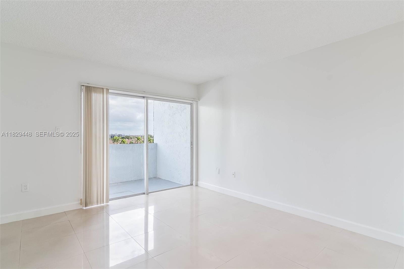 9375 Fontainebleau Boulevard L420 — photo 12