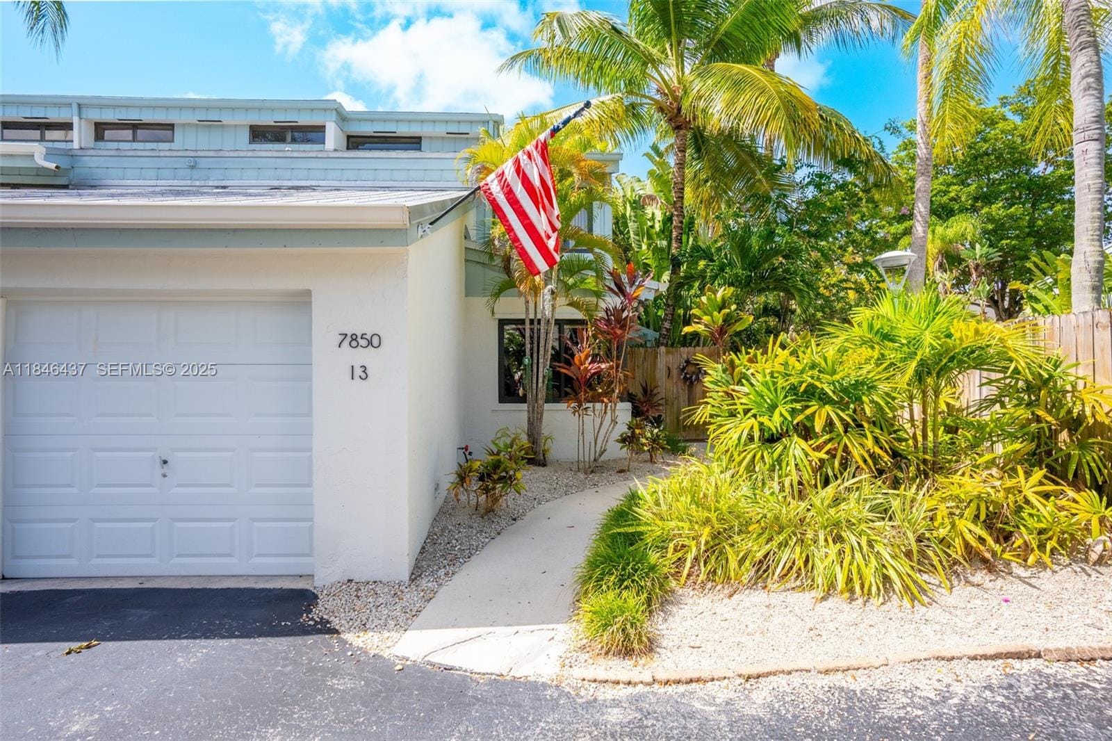 7850 SW 86th Street 13, Miami, FL 33143