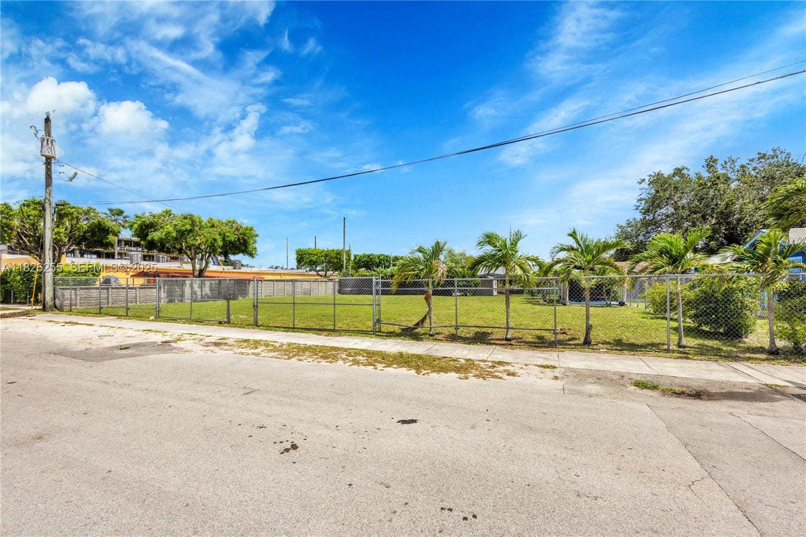 2141 NW 86th Street, Miami, FL 33147 photo 3