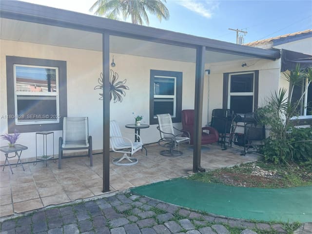 10720 NW 5th Avenue, Miami, FL 33168