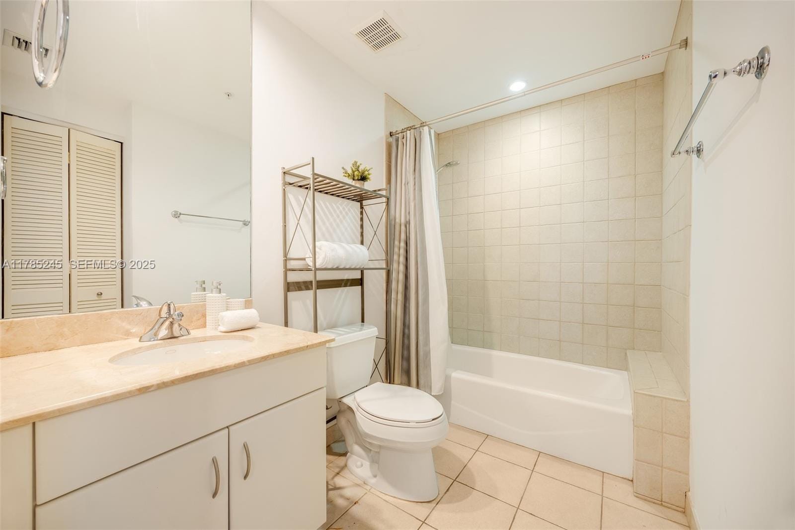 801 Brickell Key Boulevard 3010, Miami, FL 33131 photo 9