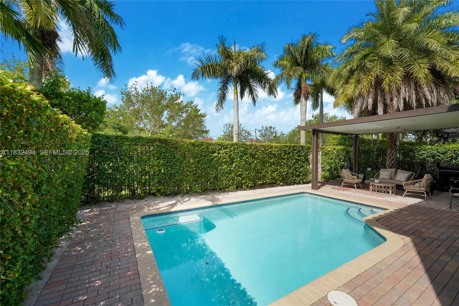 9932 NW 10th Street, Miami, FL 33172 photo 3