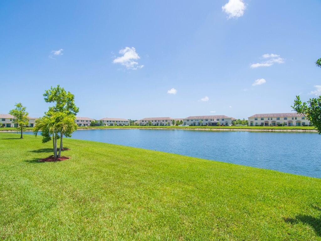 10076 W Villa Circle, Vero Beach, FL 32966 photo 23