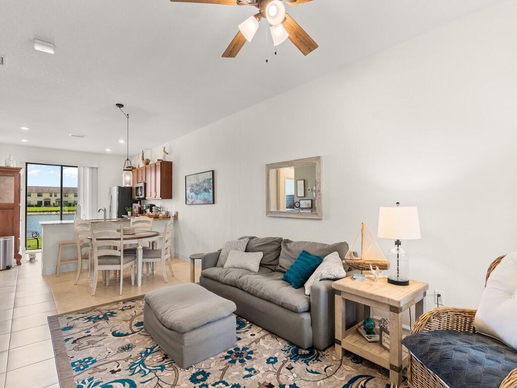 10076 W Villa Circle, Vero Beach, FL 32966 photo 5