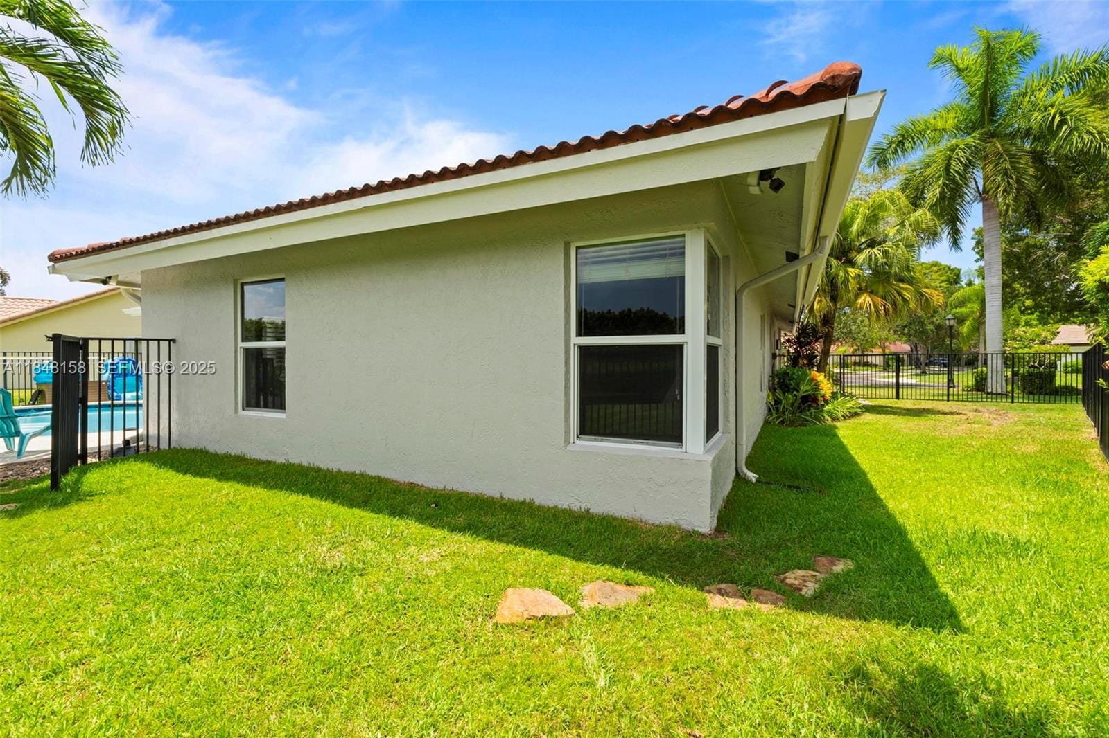 1720 Lakeshore Drive, Weston, FL 33326 photo 13