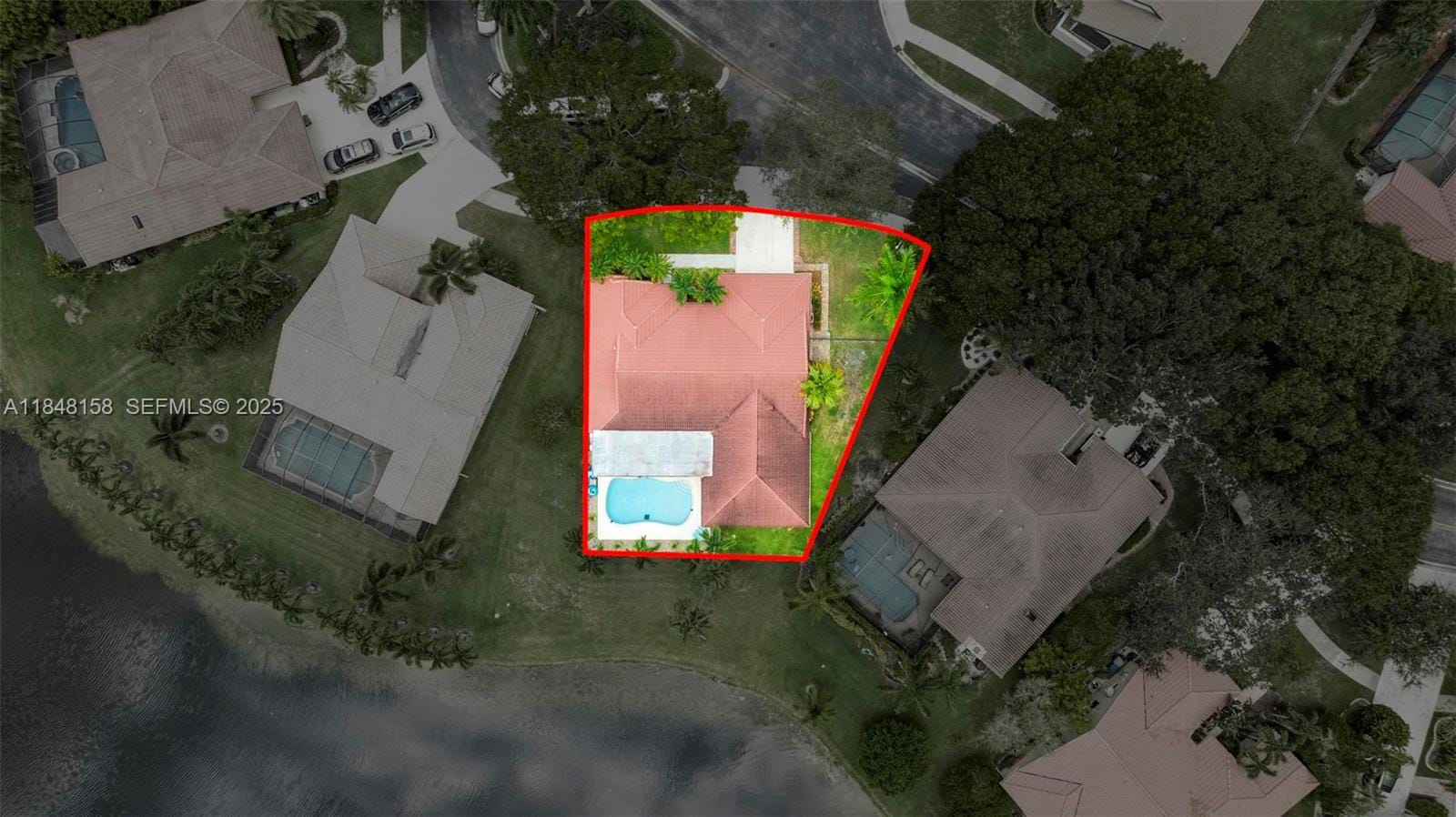 1720 Lakeshore Drive — photo 8