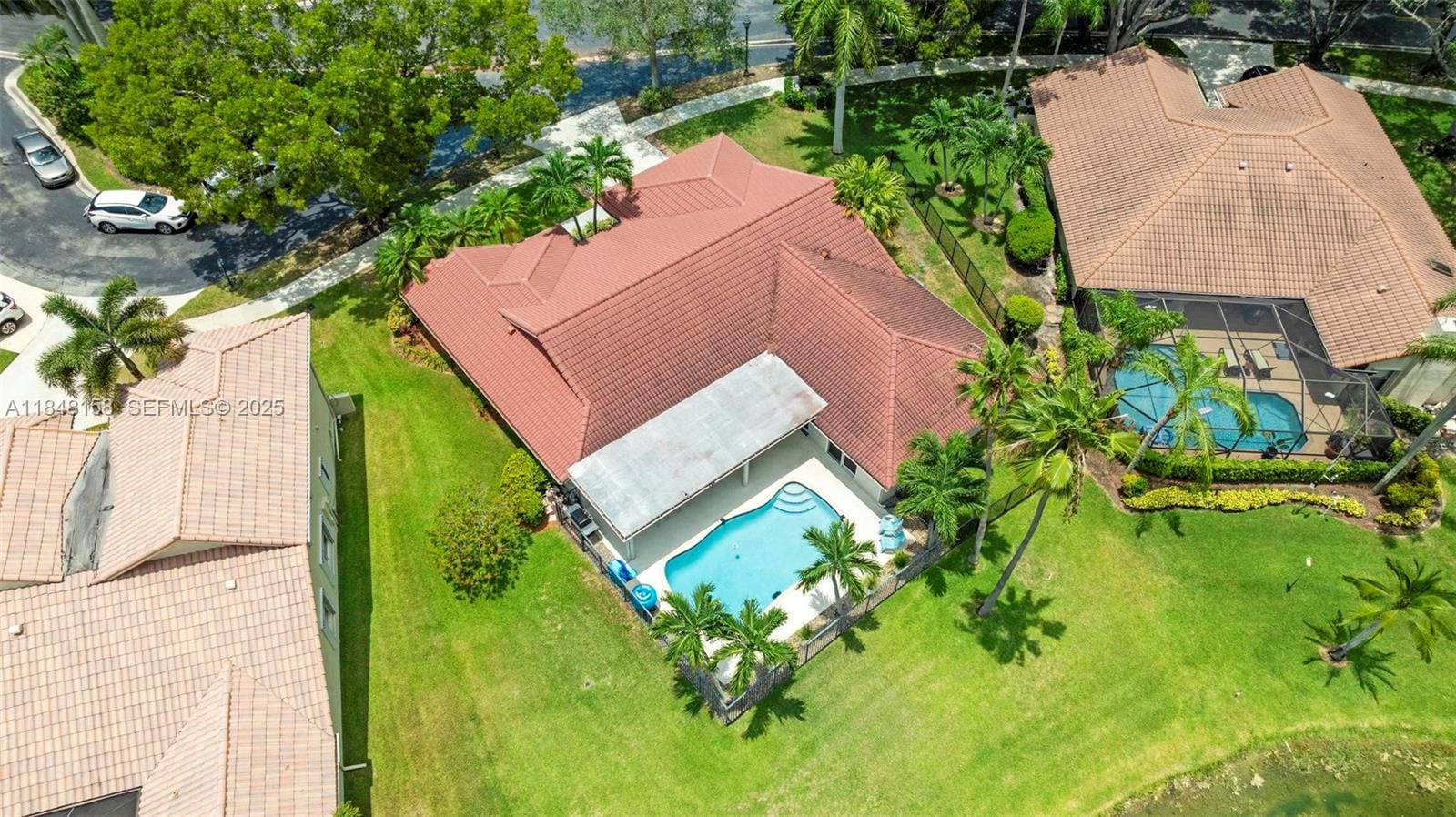 1720 Lakeshore Drive — photo 10