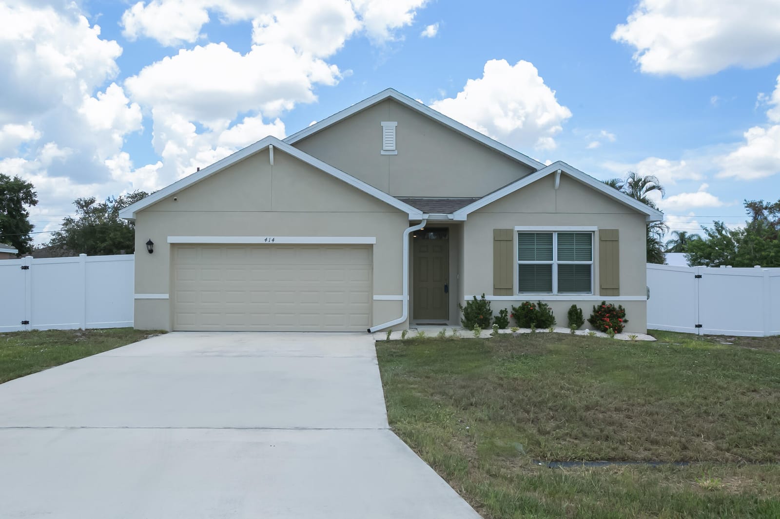 414 SE Fairchild Avenue, Port St. Lucie, FL 34984