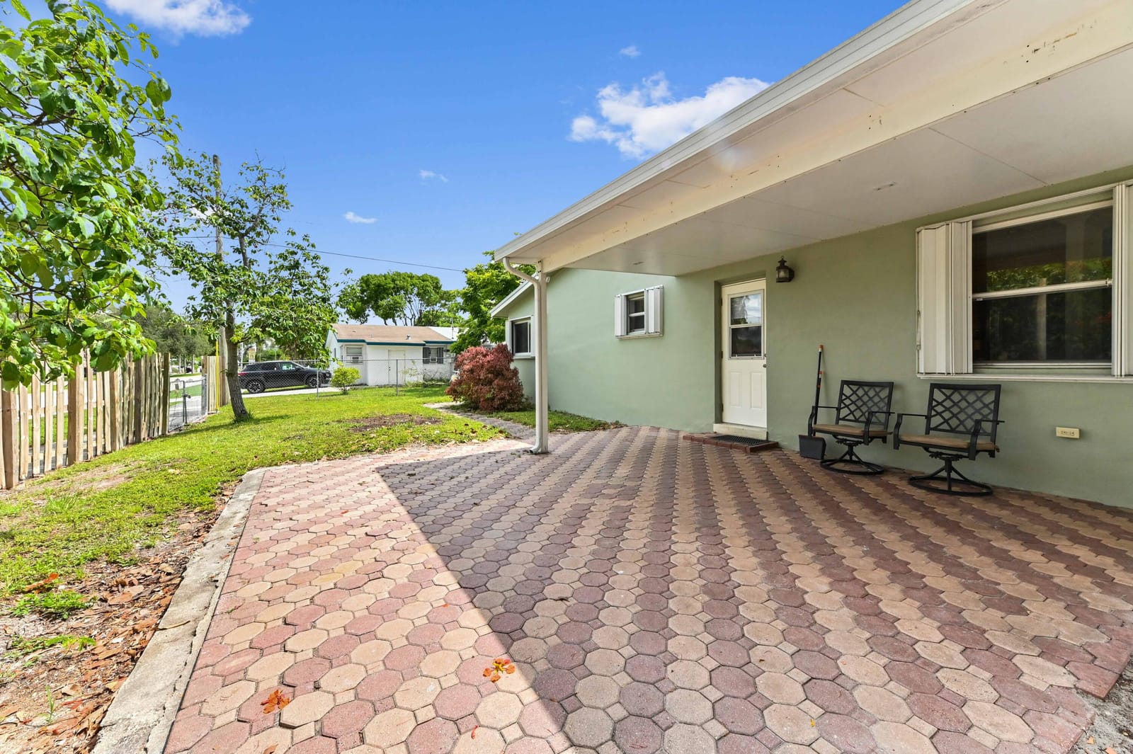 251b NE 57th Court, Oakland Park, FL 33334 photo 18