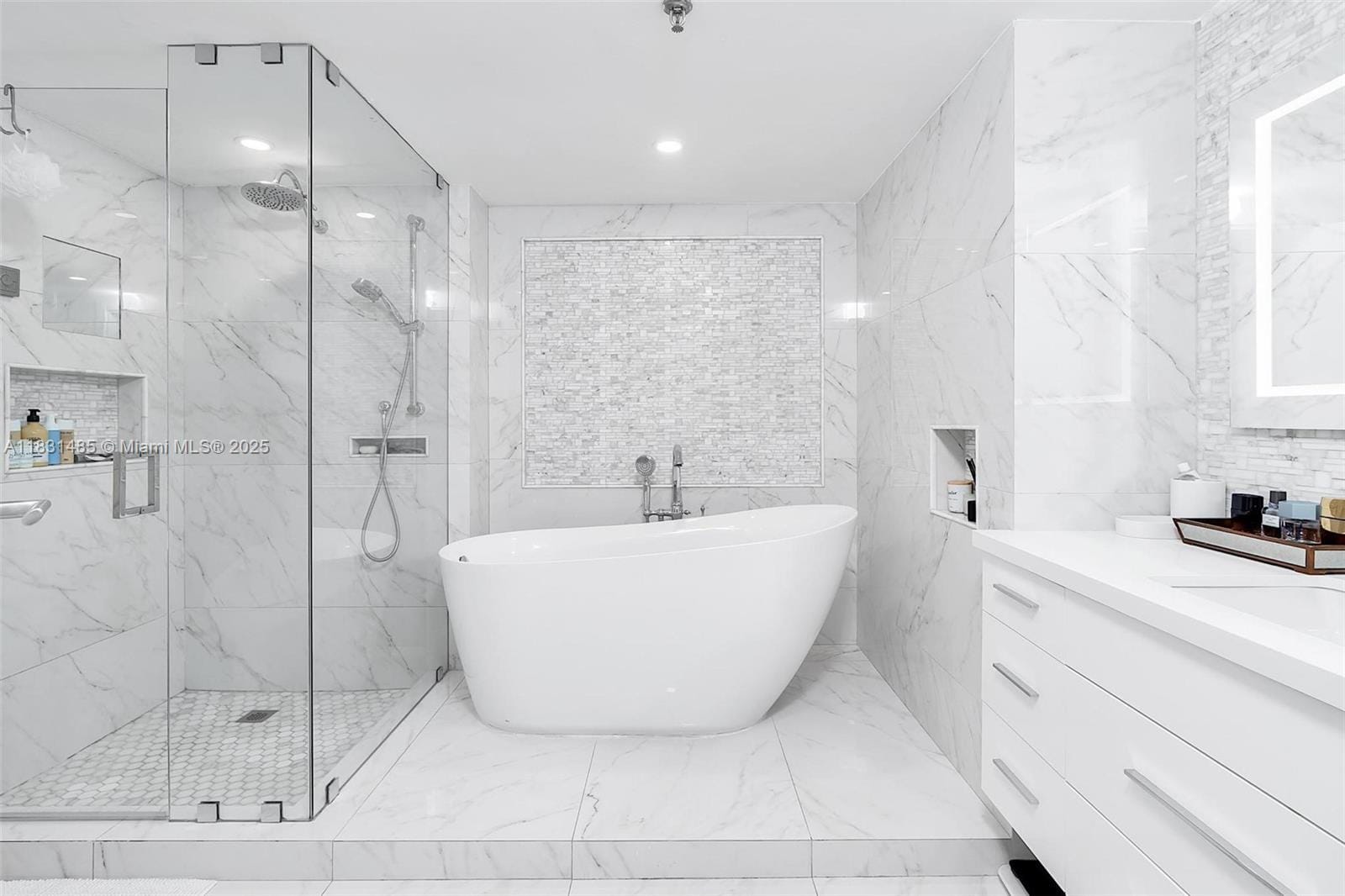 9 Island Avenue 1014, Miami Beach, FL 33139 photo 19