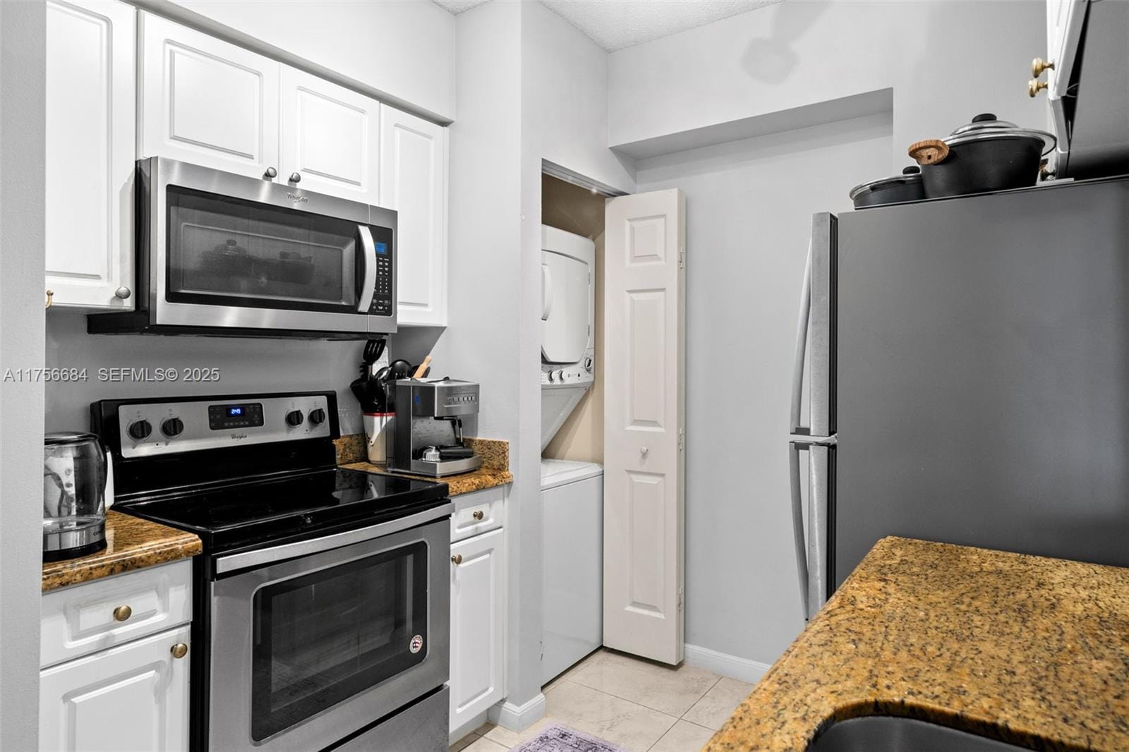 17145 N Bay Road 4502, Sunny Isles Beach, FL 33160 photo 5