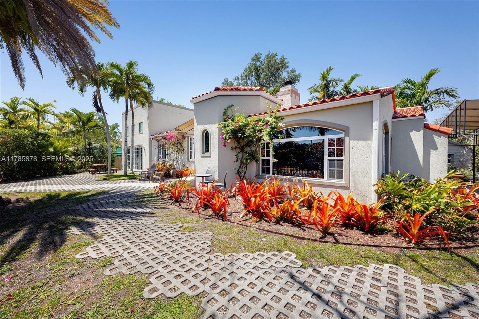 2450 SW 23rd Avenue, Miami, FL 33145 photo 1