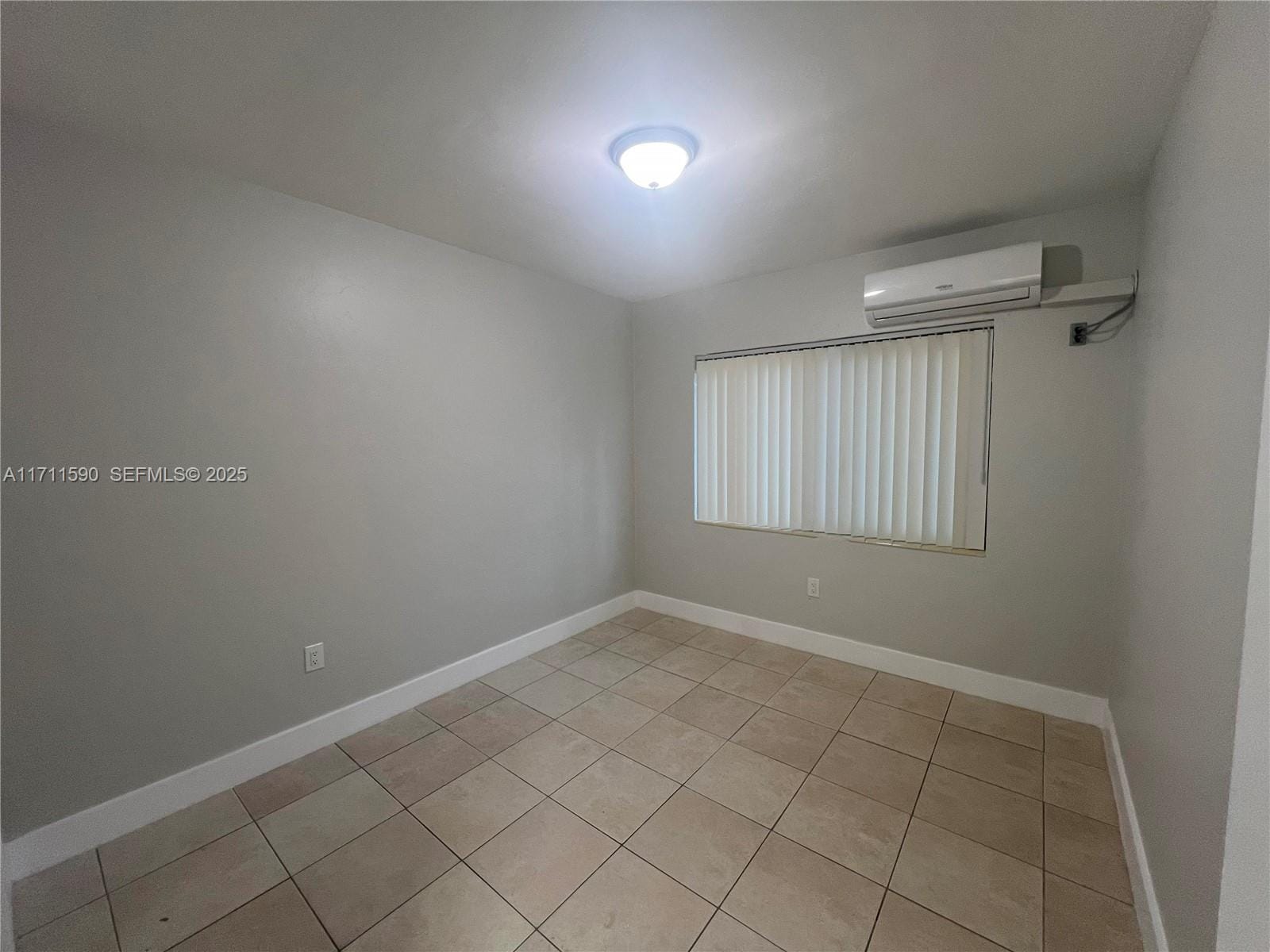 5520 NE 1st Court, Miami, FL 33137 photo 17