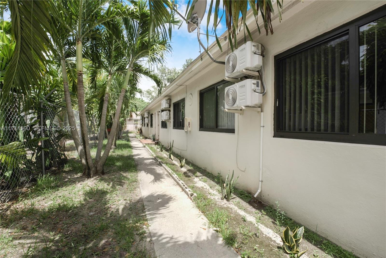 5520 NE 1st Court — photo 10