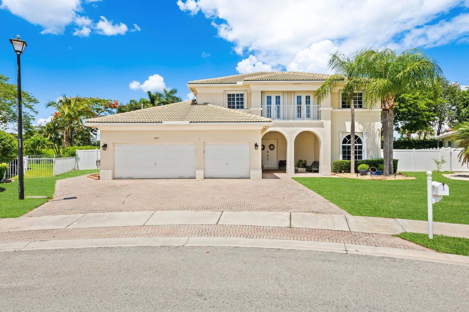 6893 SW 194th Avenue, Pembroke Pines, FL 33332 photo 2