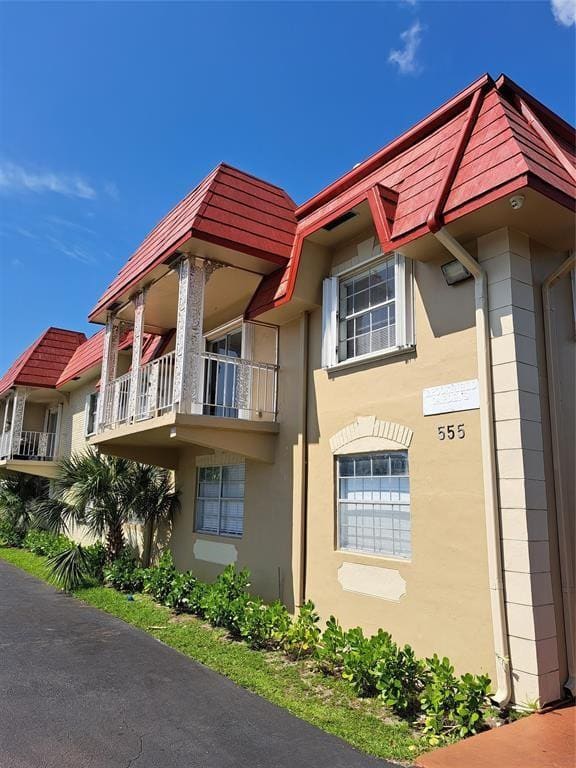 555 SE 8th Street 152, Deerfield Beach, FL 33441