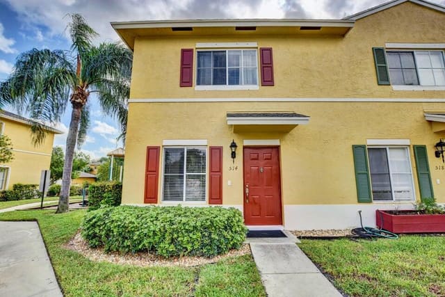 514 W Bloxham Street, sold in Lyman Village, Lantana, FL