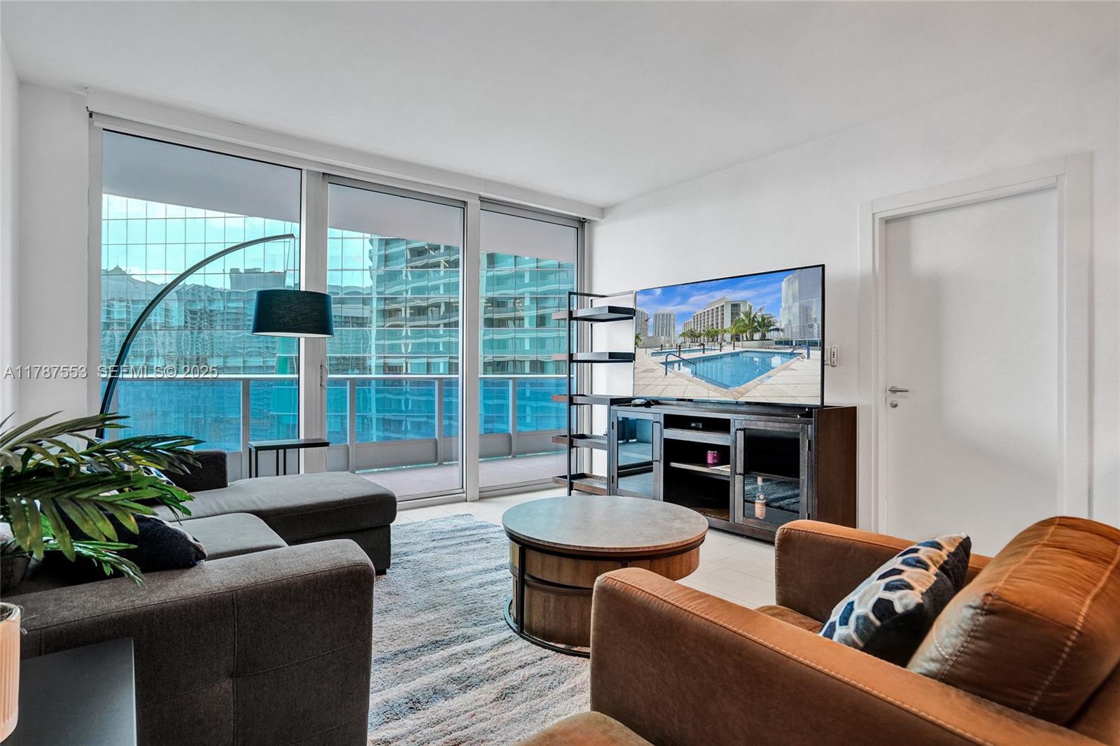 200 Biscayne Boulevard Way 3211, Miami, FL 33131, Miami
