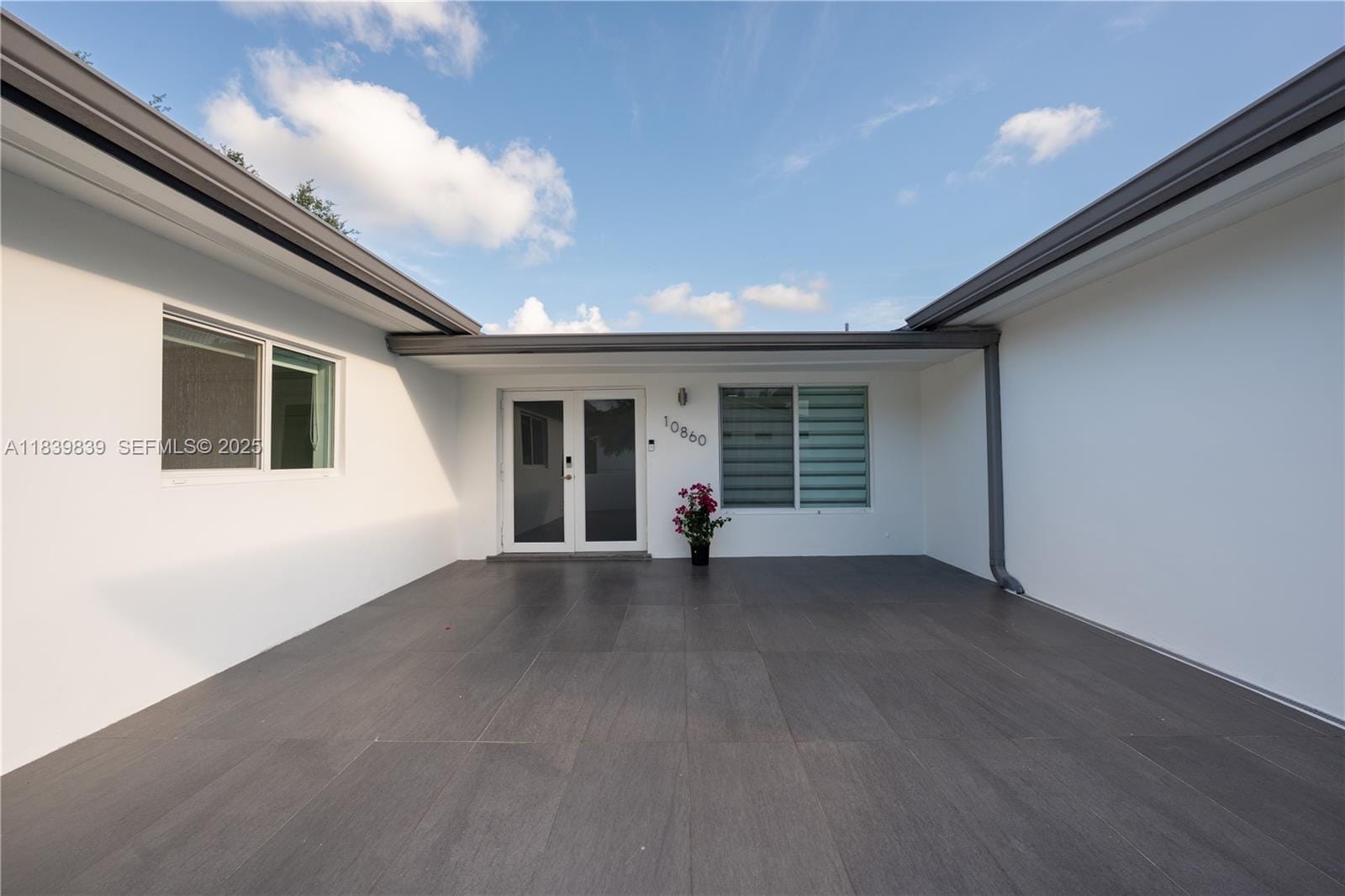 10860 SW 116th Street — photo 3