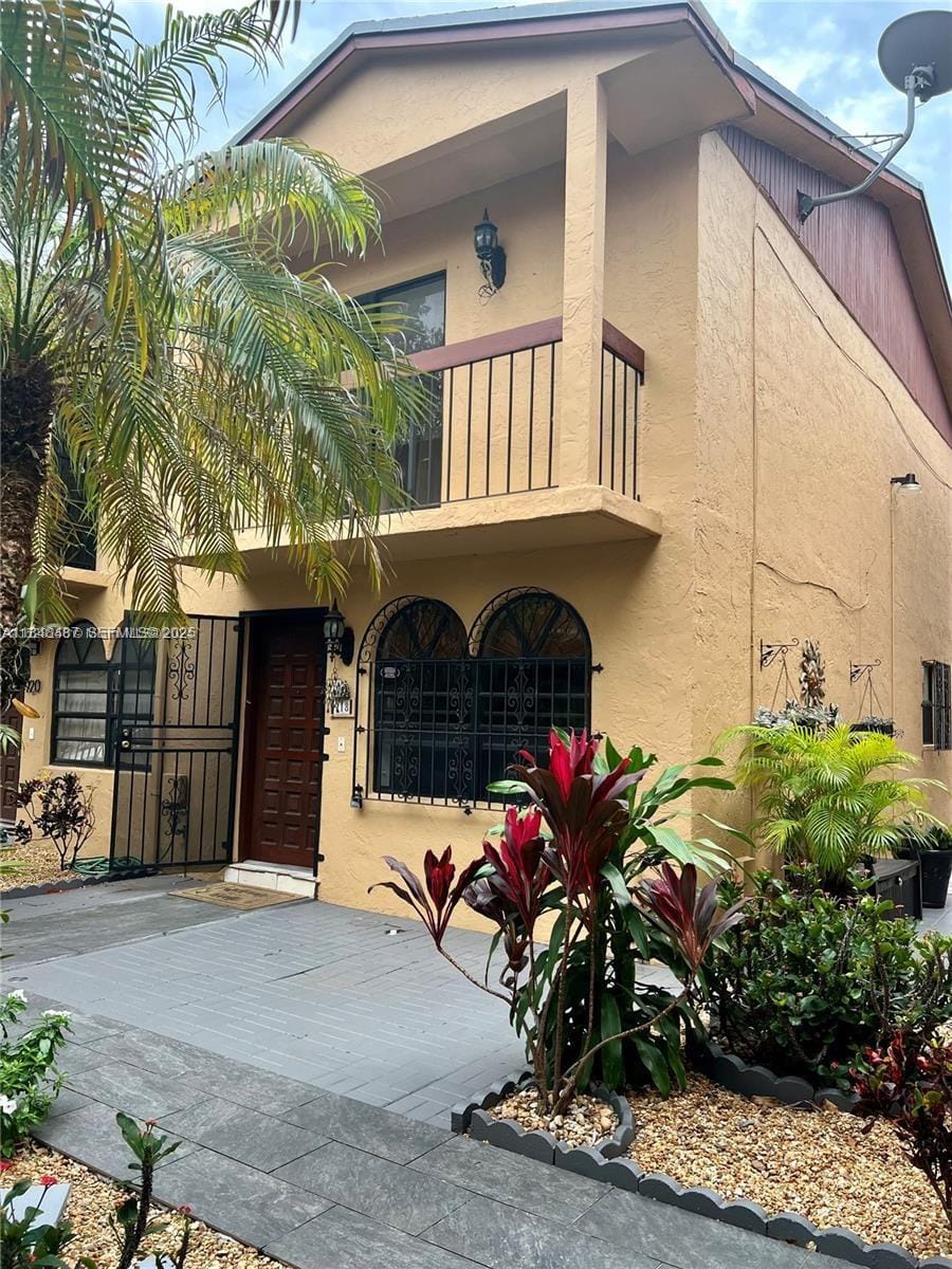 918 SW 7th Avenue 3-2, Miami, FL 33130