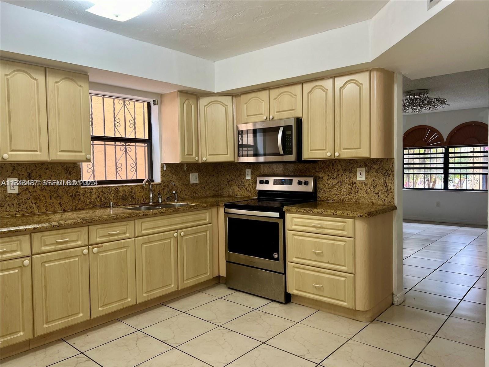 918 SW 7th Avenue 3-2, Miami, FL 33130 photo 5