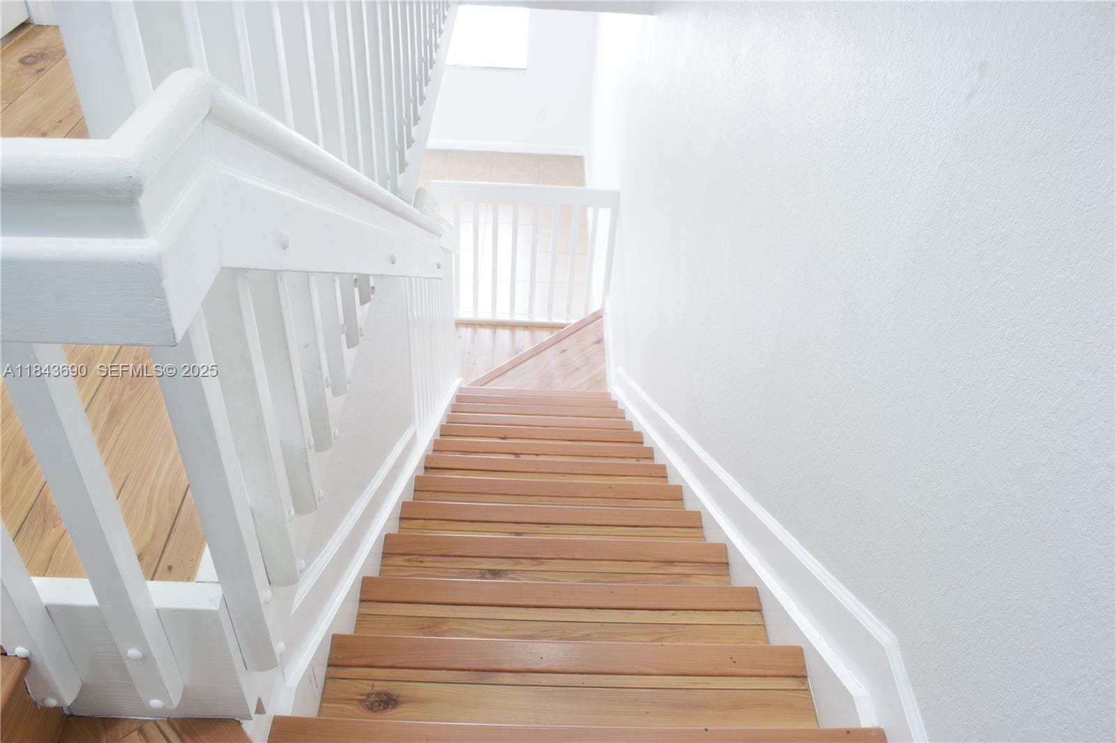 153 SE 28th Place 3 — photo 11