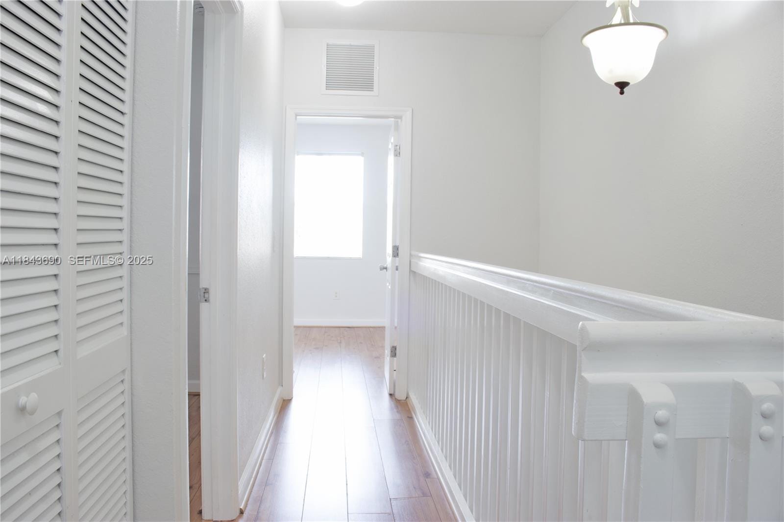 153 SE 28th Place 3 — photo 12