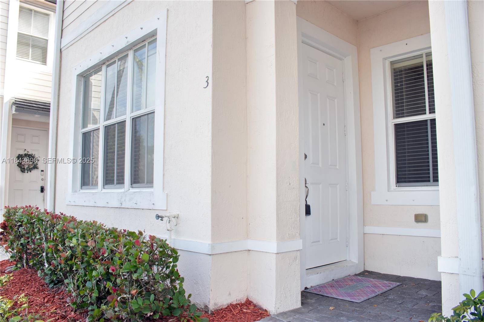 153 SE 28th Place 3 — photo 3