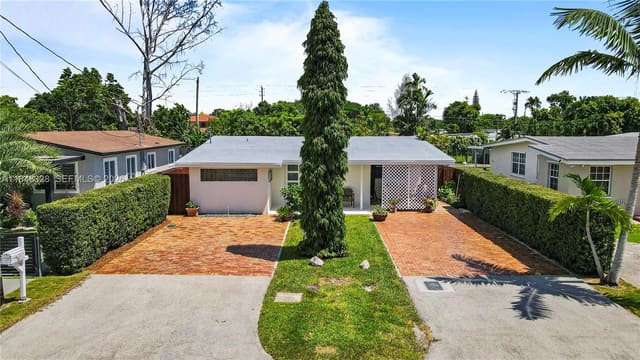 6525 SW 32nd Street, Miami, FL 33155