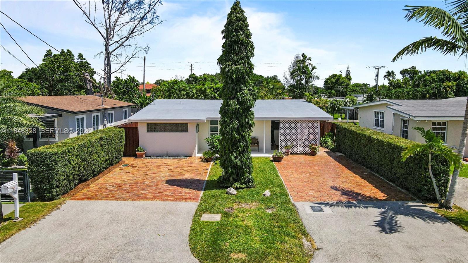 6525 SW 32nd Street, Miami, FL 33155