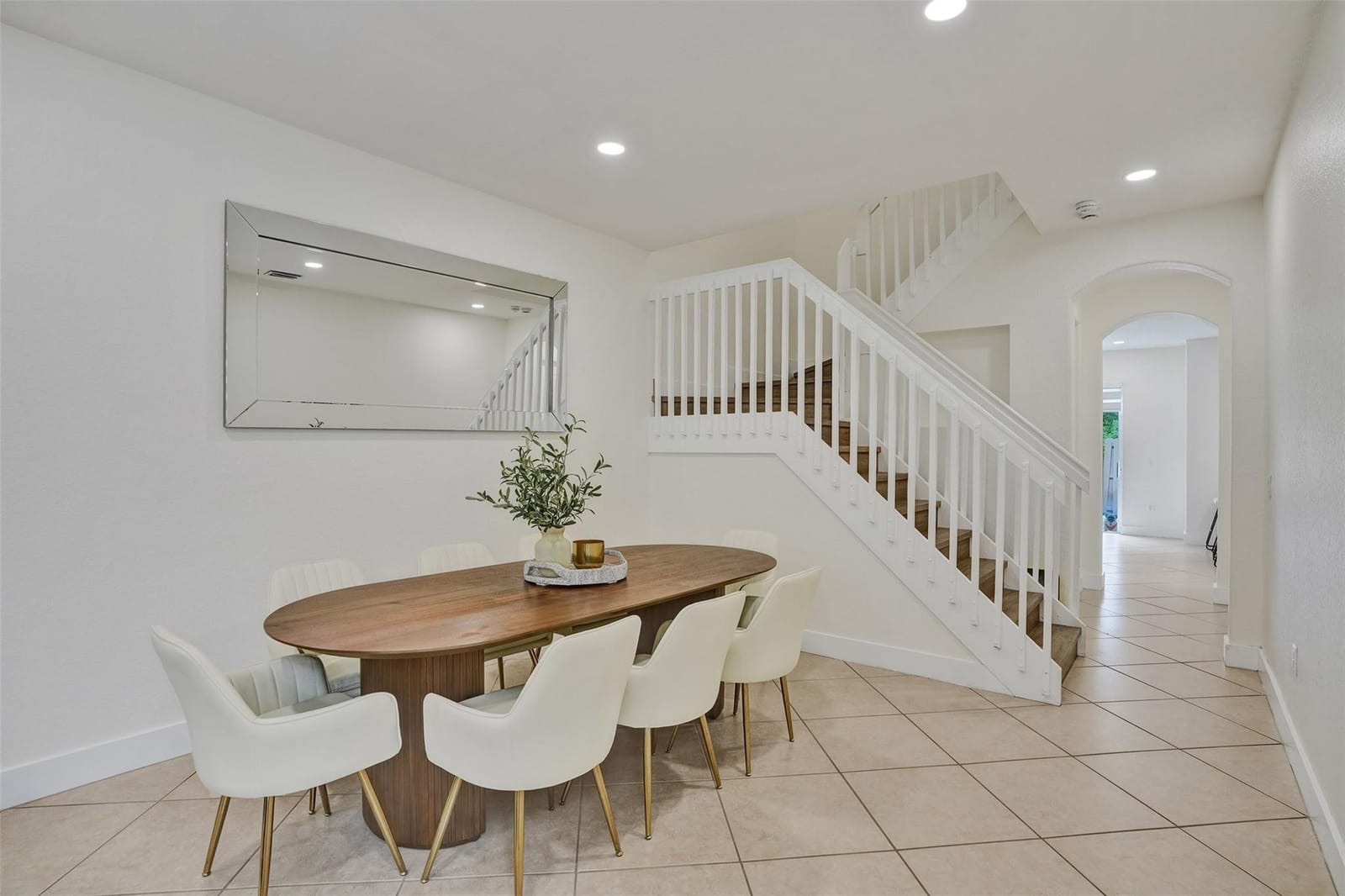 4431 Arabian Way — photo 3