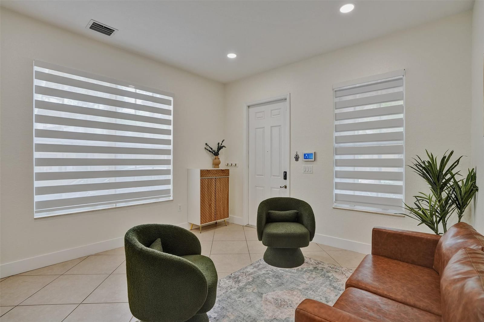 4431 Arabian Way — photo 7