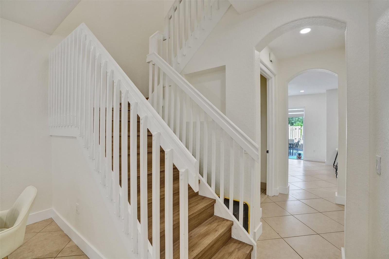 4431 Arabian Way — photo 9
