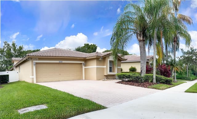 16410 Sapphire Bend, sold in Sapphire Shores Sapphire, Weston, FL