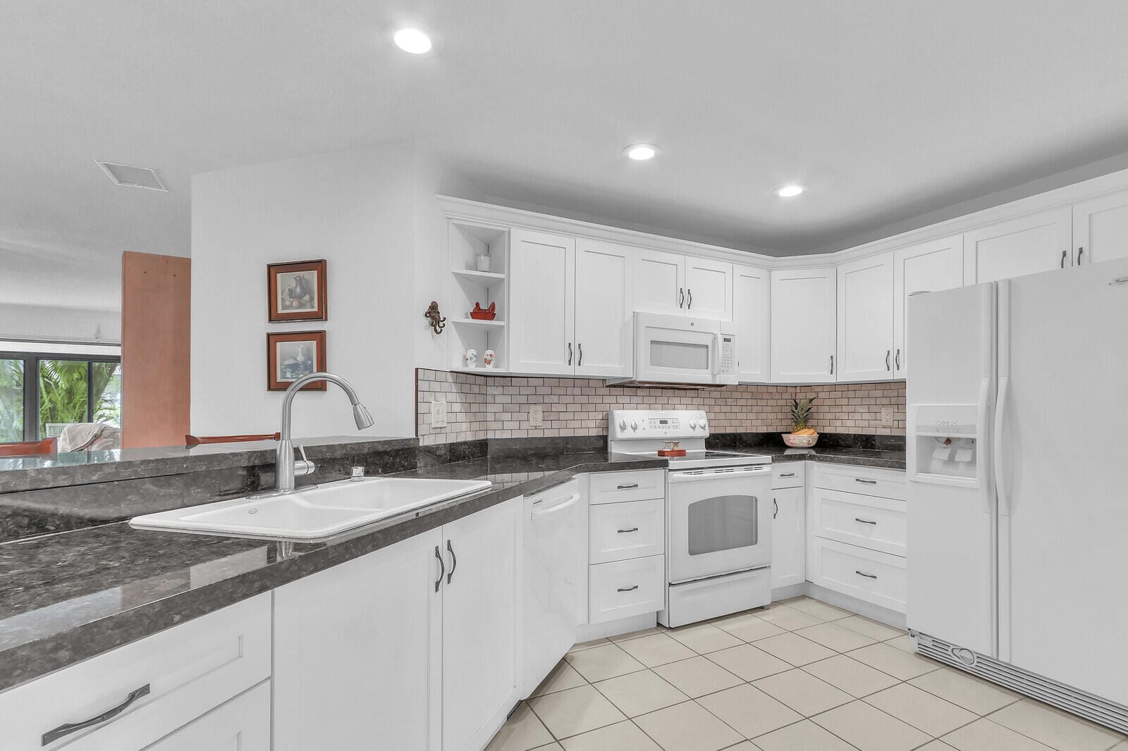 6276 SE Charleston Place C-105 — photo 4