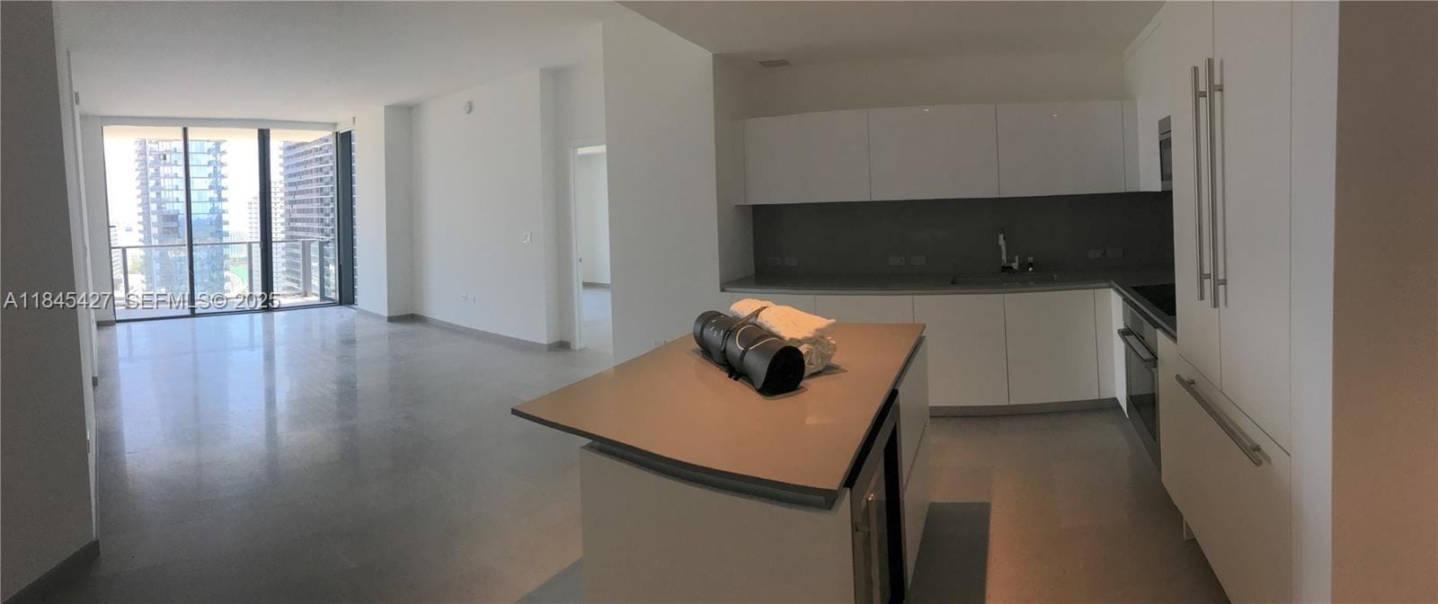88 SW 7th Street 2305, Miami, FL 33130 photo 14
