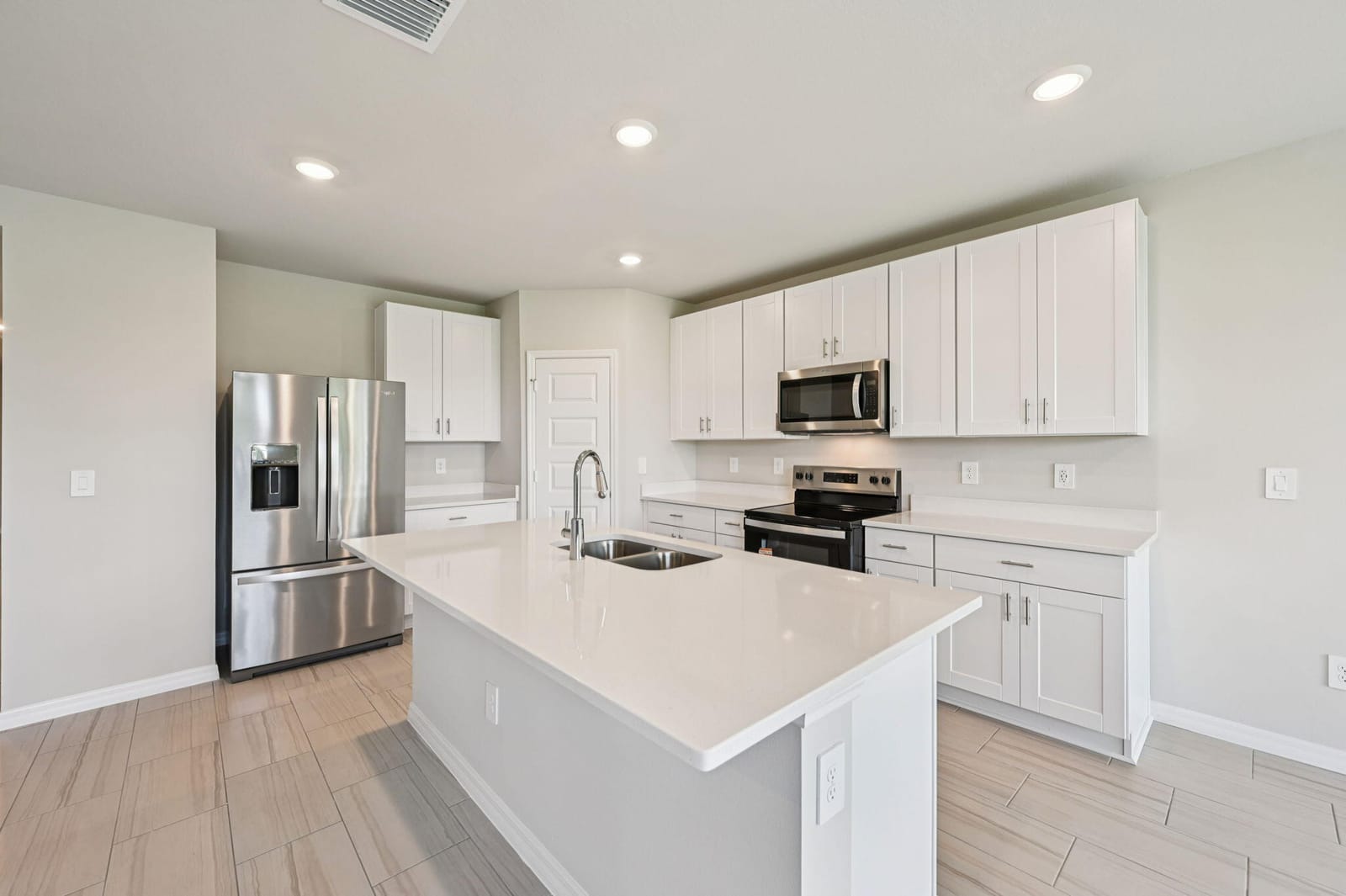 5441 Hampton Park Circle — photo 11