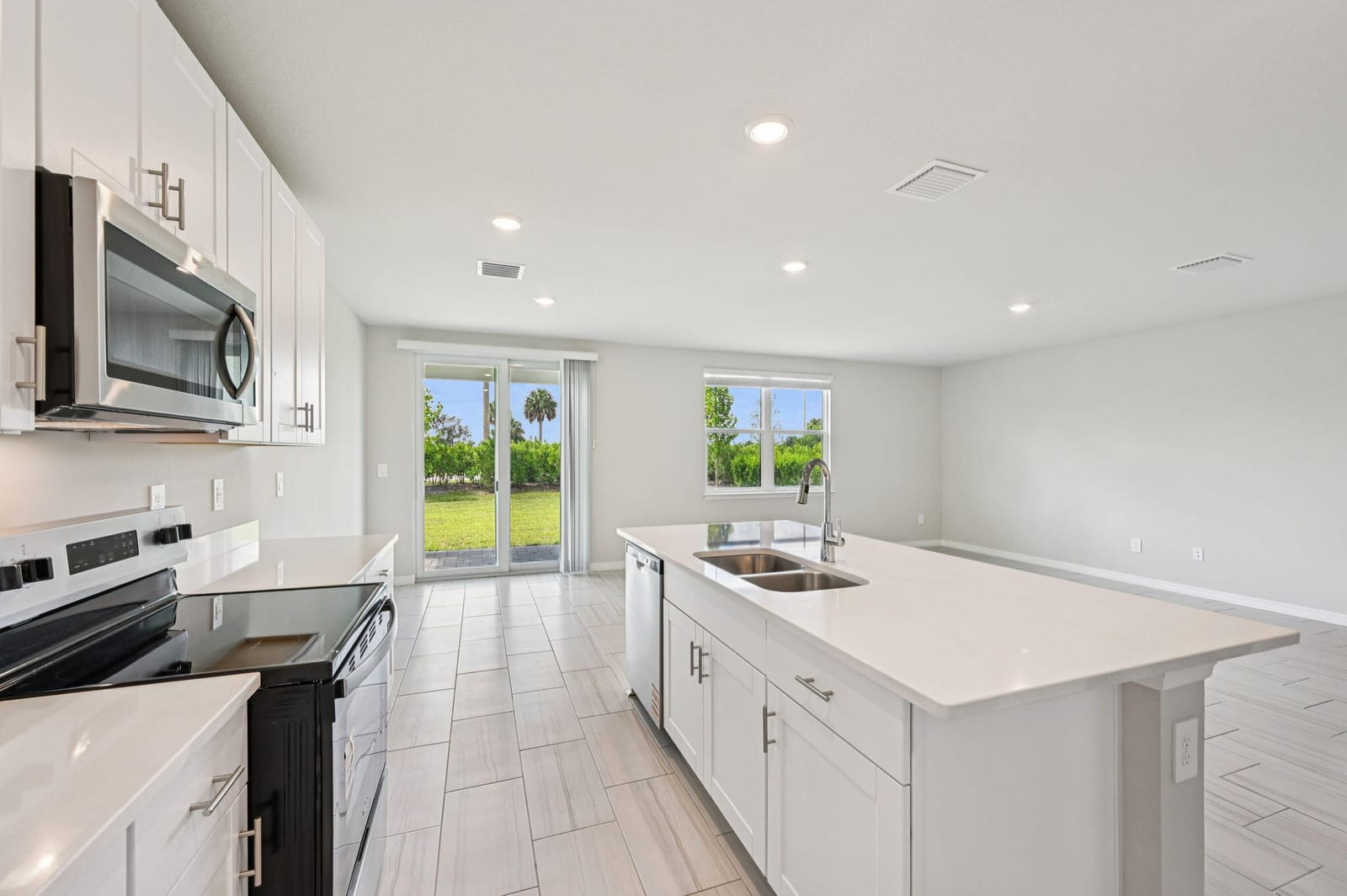 5441 Hampton Park Circle, Vero Beach, FL 32966 photo 13