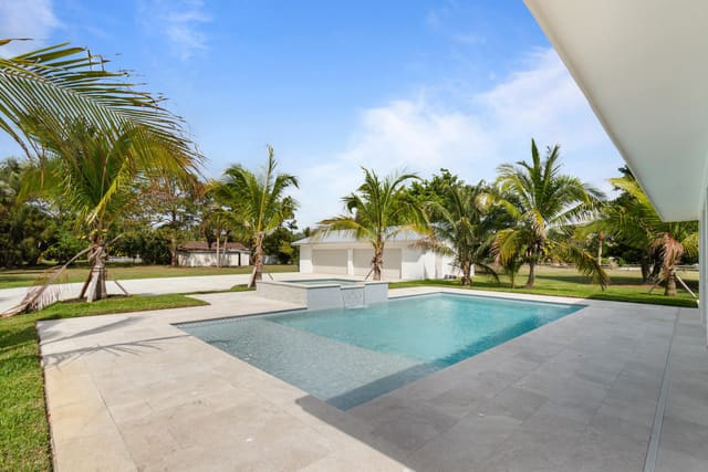 4795 Lillian Avenue, Palm Beach Gardens, FL 33418
