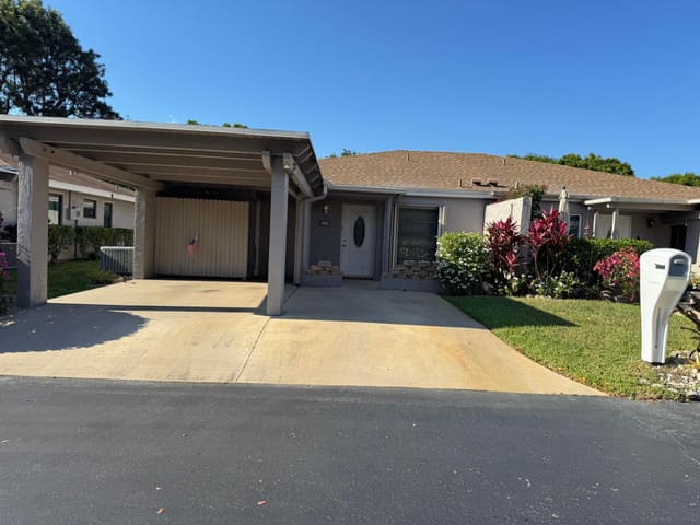 6828 Moonlit Drive, Delray Beach, FL 33446