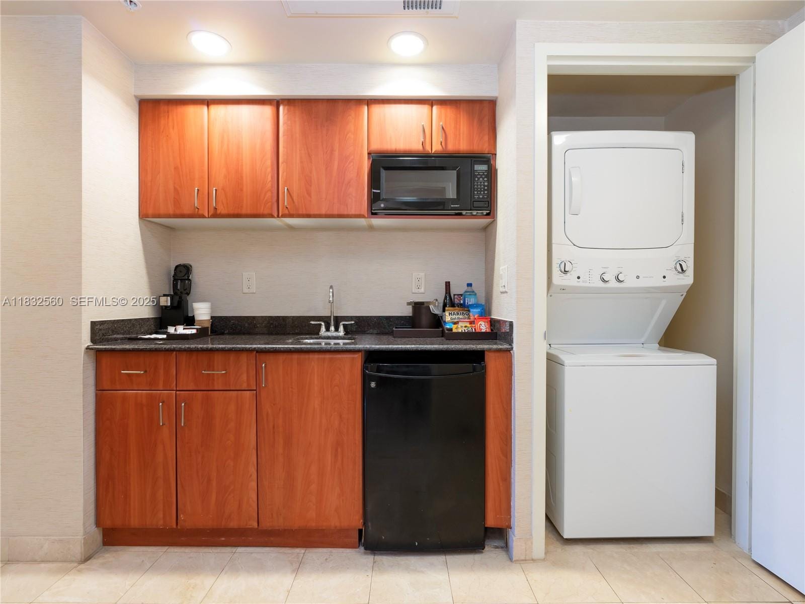 18001 Collins Avenue 1107 — photo 4