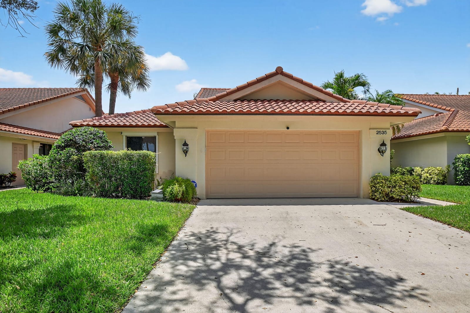 2535 Iroquois Circle, West Palm Beach, FL 33409 photo 2