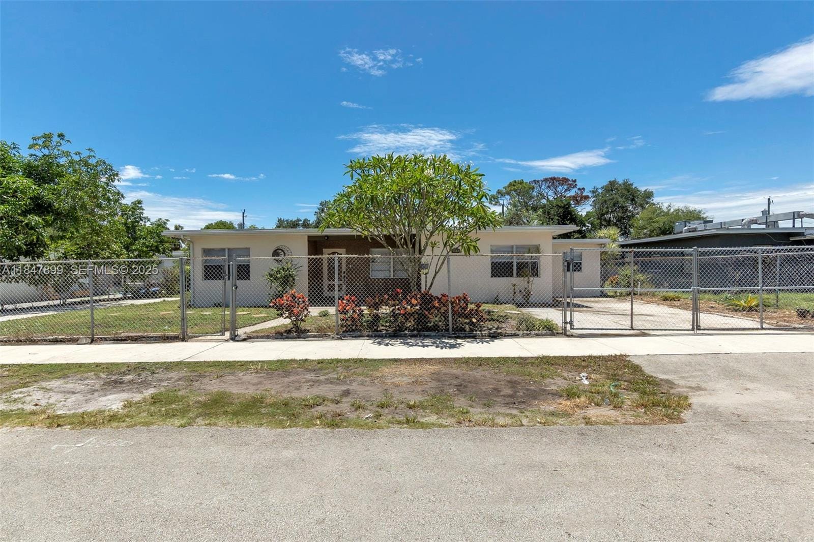 213 NW 28th Avenue, Fort Lauderdale, FL 33311 photo 3