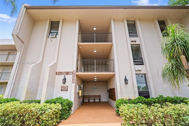 8150 W Mcnab Road 104, sold in Concord Village Condomini, Tamarac, FL