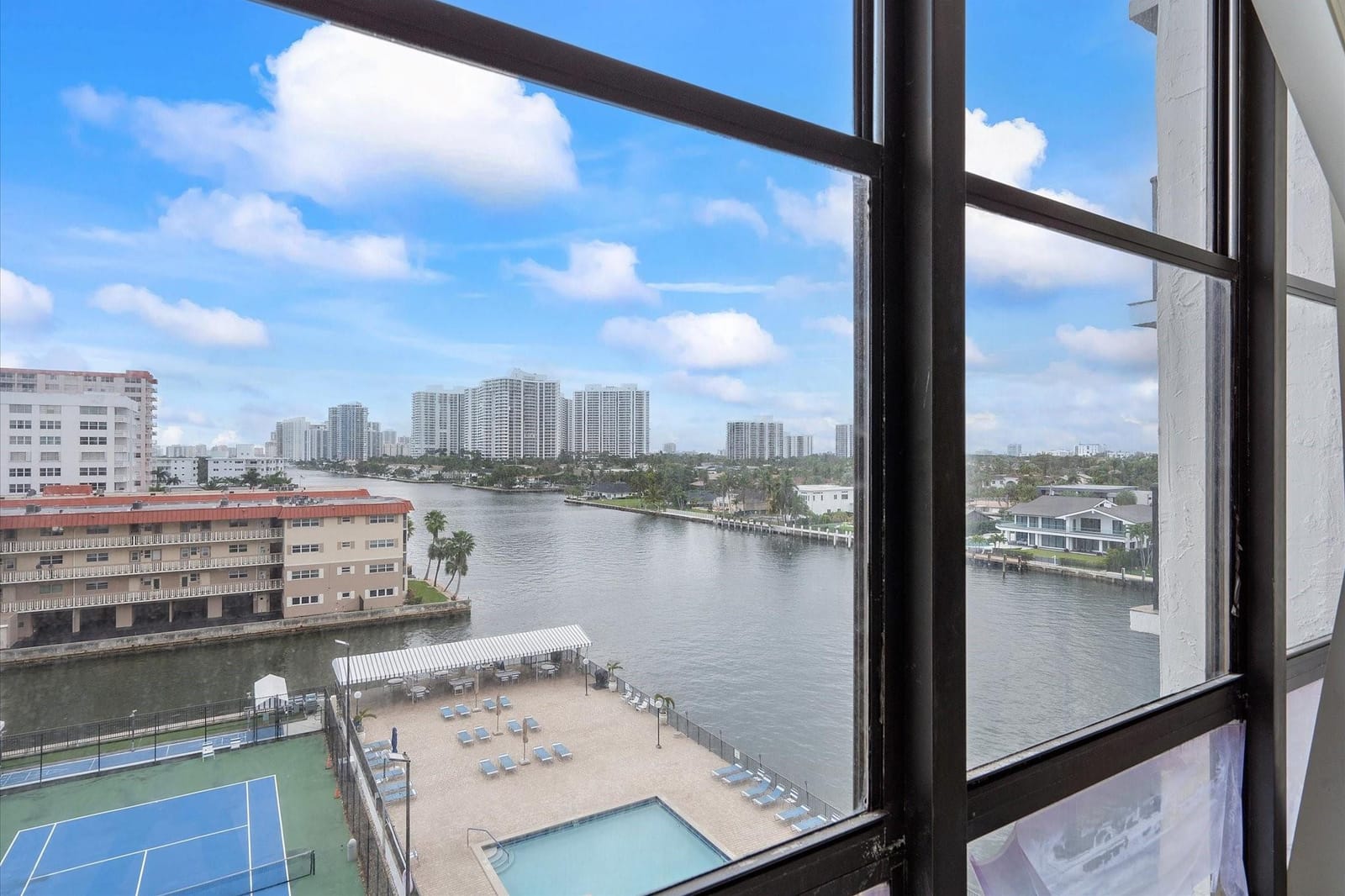 2017 S Ocean Drive 710 — photo 12