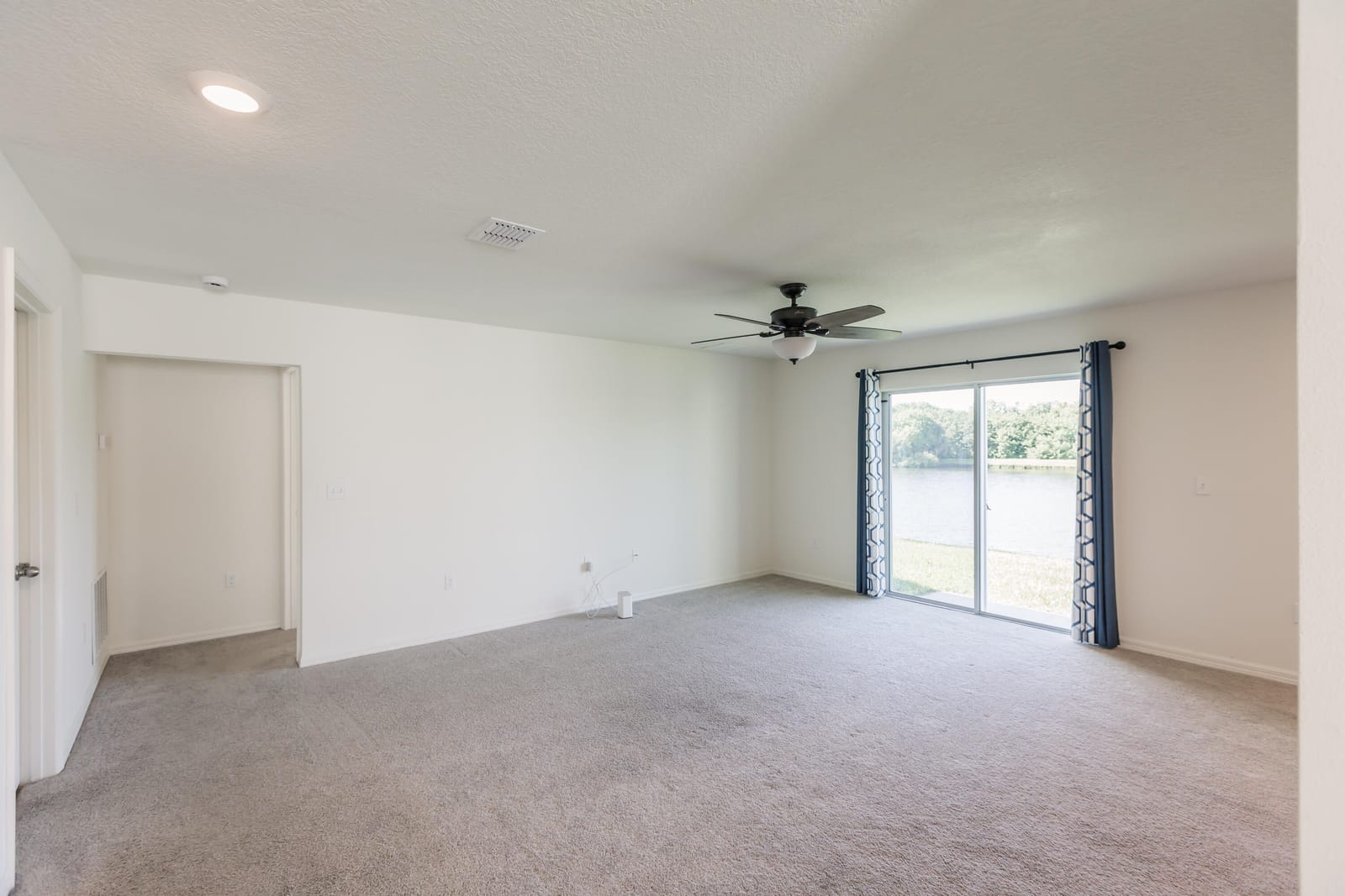744 SE 25th Drive, Okeechobee, FL 34974 photo 4