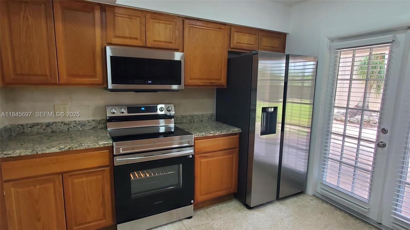 142 NW 21 Street, Homestead, FL 33030 photo 4