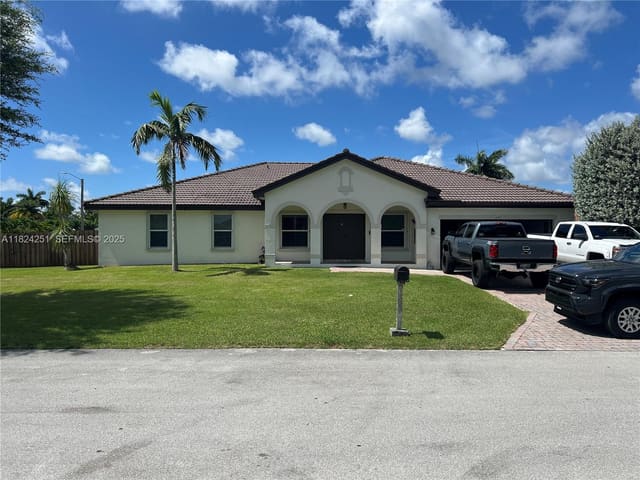 13202 SW 216th Terrace, sold in Estate Mansions, Miami, FL